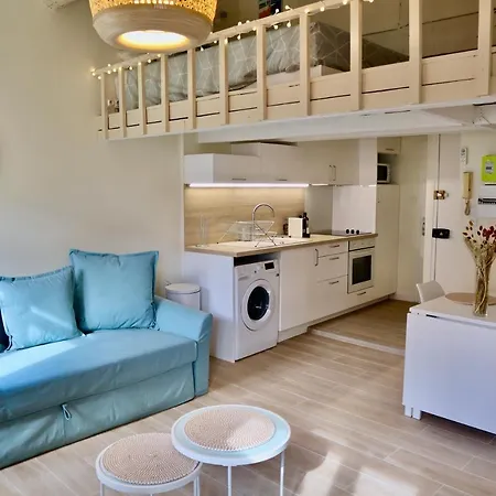 Lovely Split In The Heart Of The Old-town Apartment